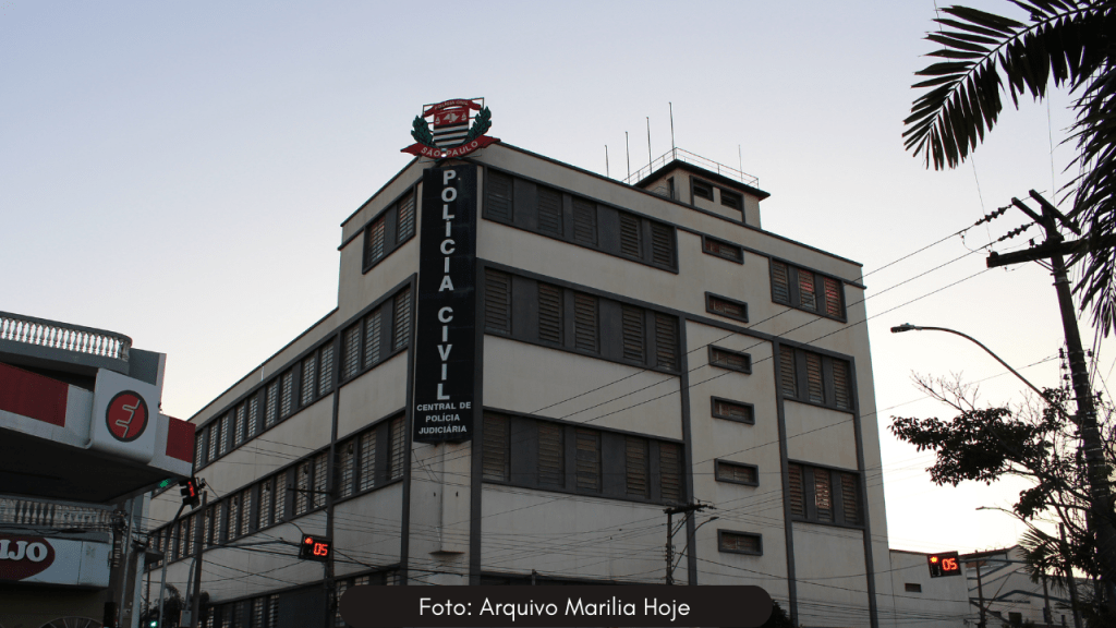 Celular é retido por patrão e caso vai parar na&nbsp;polícia