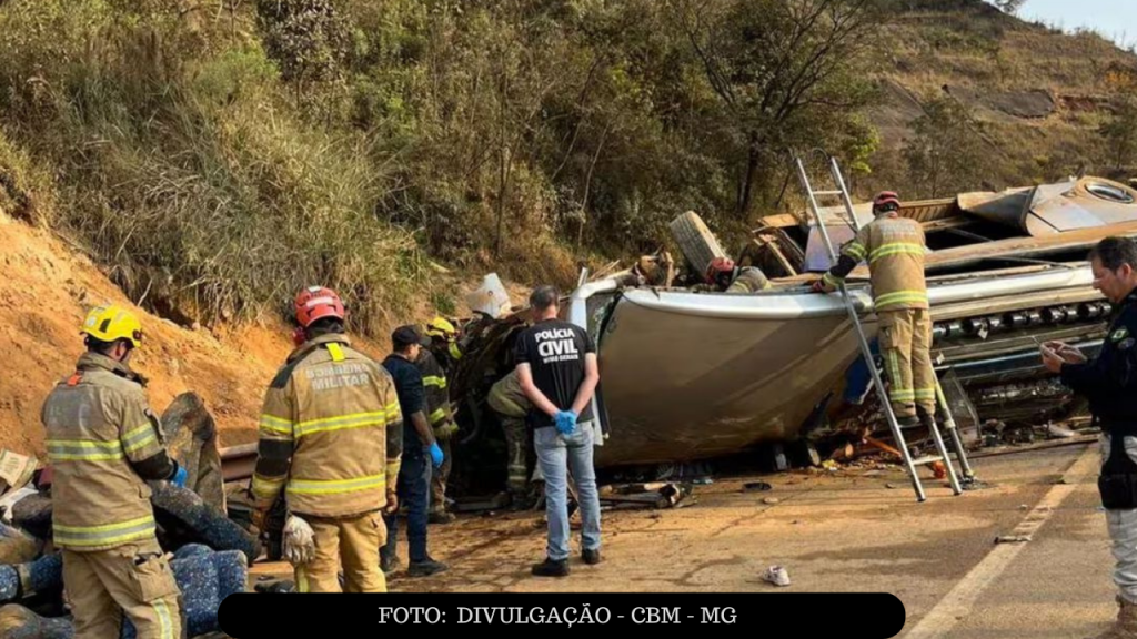 Acidente de ônibus com torcedores do Corinthians deixou sete mortos, o veículo estava em situação irregular segundo a&nbsp;ANTT