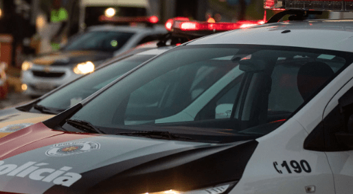 Mulher é flagrada tentando furtar produtos de loja no centro da&nbsp;cidade