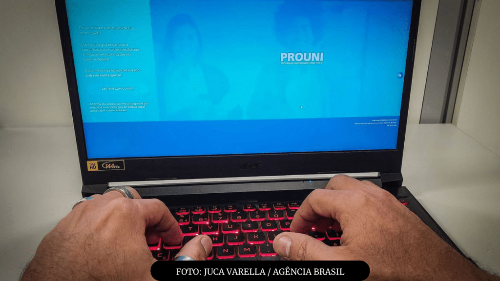 Prazo para manifestar interesse na lista do ProUni acaba&nbsp;amanhã