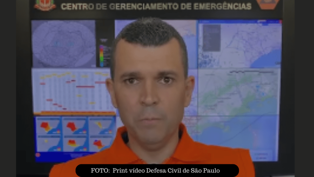 Vídeo da Defesa Civil de SP, alerta para o risco de chuvas, queda de raios e rajadas de vento na região de&nbsp;Marília.