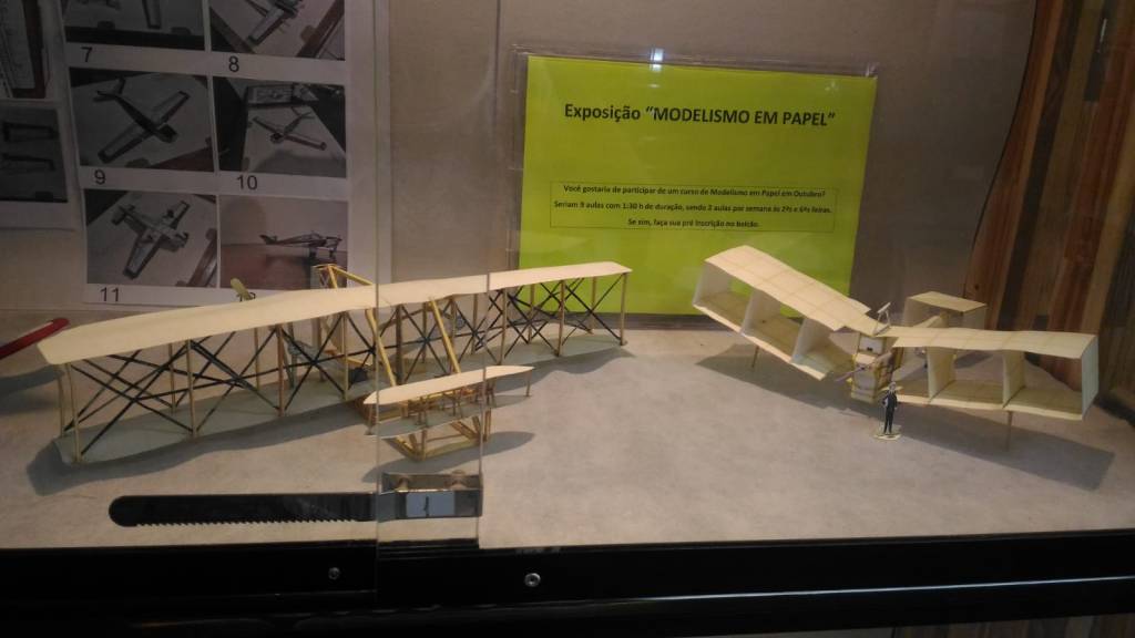 Exposição na Biblioteca Municipal de Marília até o próximo dia 29 apresenta acervo de “Modelismo em&nbsp;Papel”