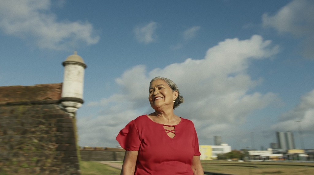 André Abujamra lança clipe musical internacional de combate ao&nbsp;Etarismo