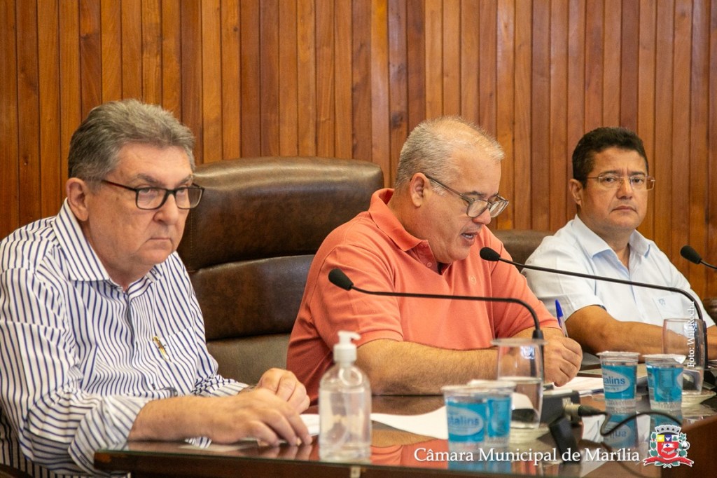 Secretário da Fazenda de Marília afirma que gramado e placar do Abreuzão não serão&nbsp;trocados