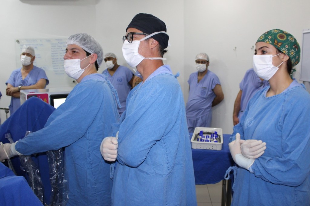 Médico urologista André Guzzardi realiza procedimento cirúrgico inovador na Santa Casa de&nbsp;Marília