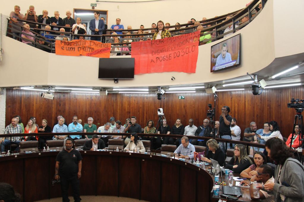 Vereadores de Marília analisam hoje mais duas denúncias contra o Executivo em Sessão nesta segunda-feira&nbsp;(16)