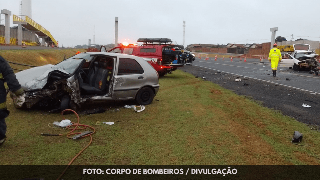 Colisão Frontal na SP 294 Deixa Duas Pessoas Gravemente Feridas em&nbsp;Marília