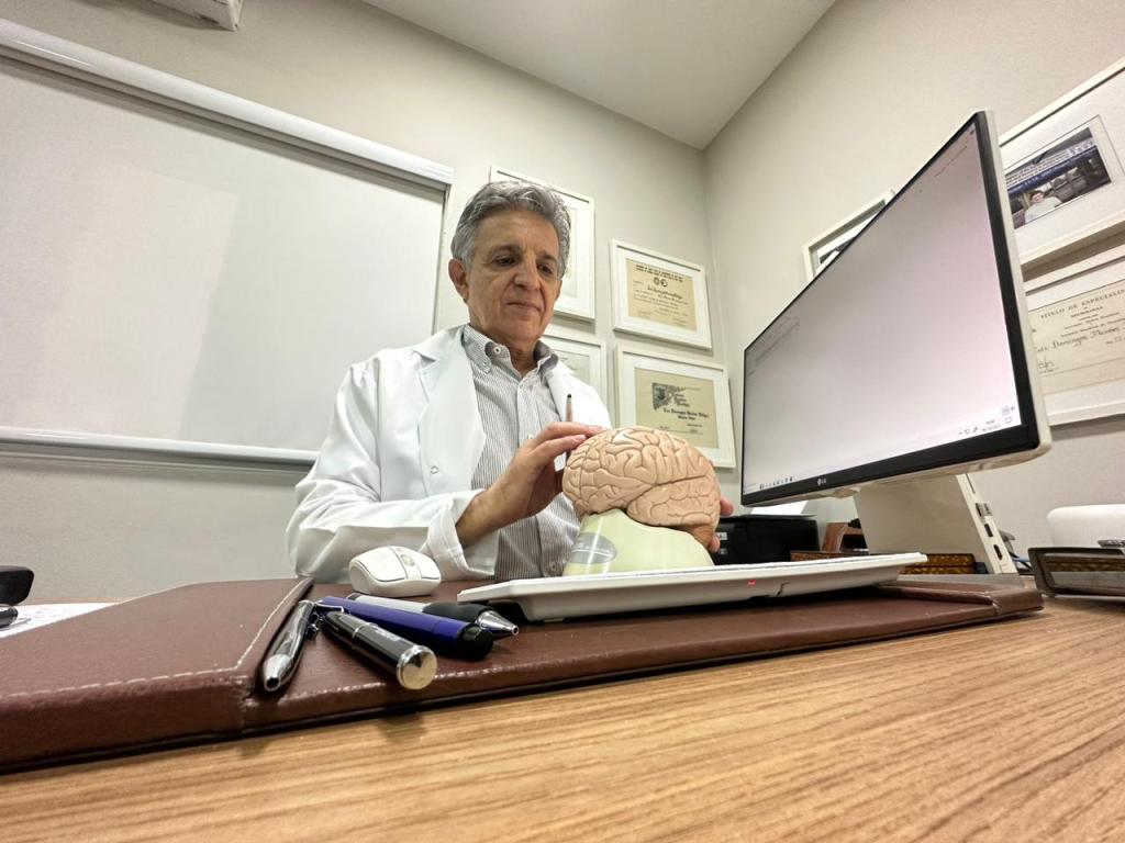 Você Sofre com Dor de Cabeça? Médico Neurologista Fala Sobre a Enxaqueca em Entrevista ao Marília&nbsp;Hoje