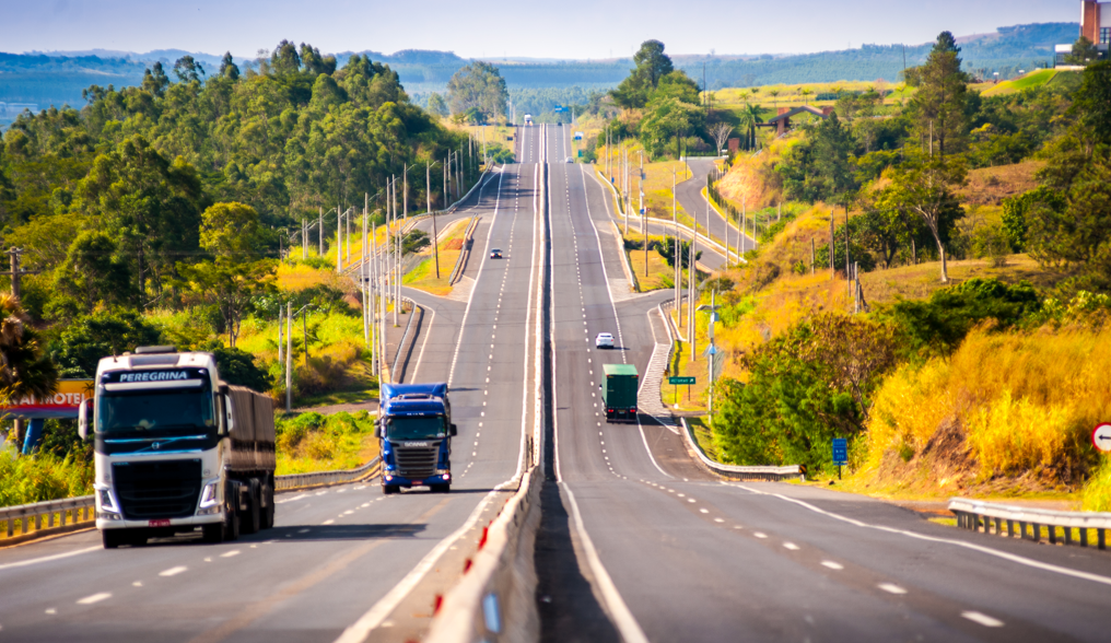 Entrevias estima fluxo de 570 mil veículos durante o feriado da Proclamação da República e Consciência&nbsp;Negra