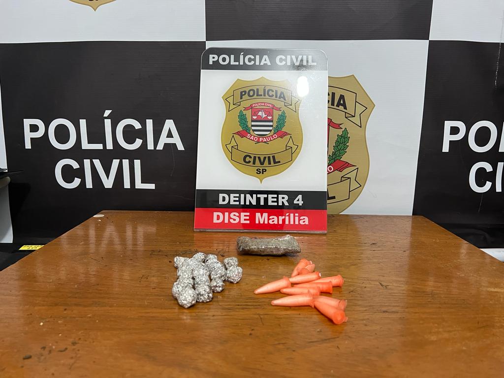 Policiais da DISE Prendem Mulher em Flagrante por Tráfico de Drogas no Bairro Alcides Matiuzzi&nbsp;emMarília