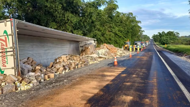 Acidente Fatal entre Carro e Caminhão deixa um Homem de 35 Anos Morto na&nbsp;Região