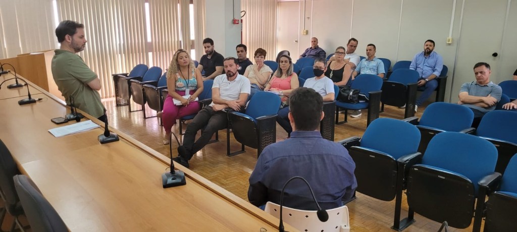 Município organiza reunião para traçar estratégia de mobilização na desocupação dos apartamentos da&nbsp;CDHU