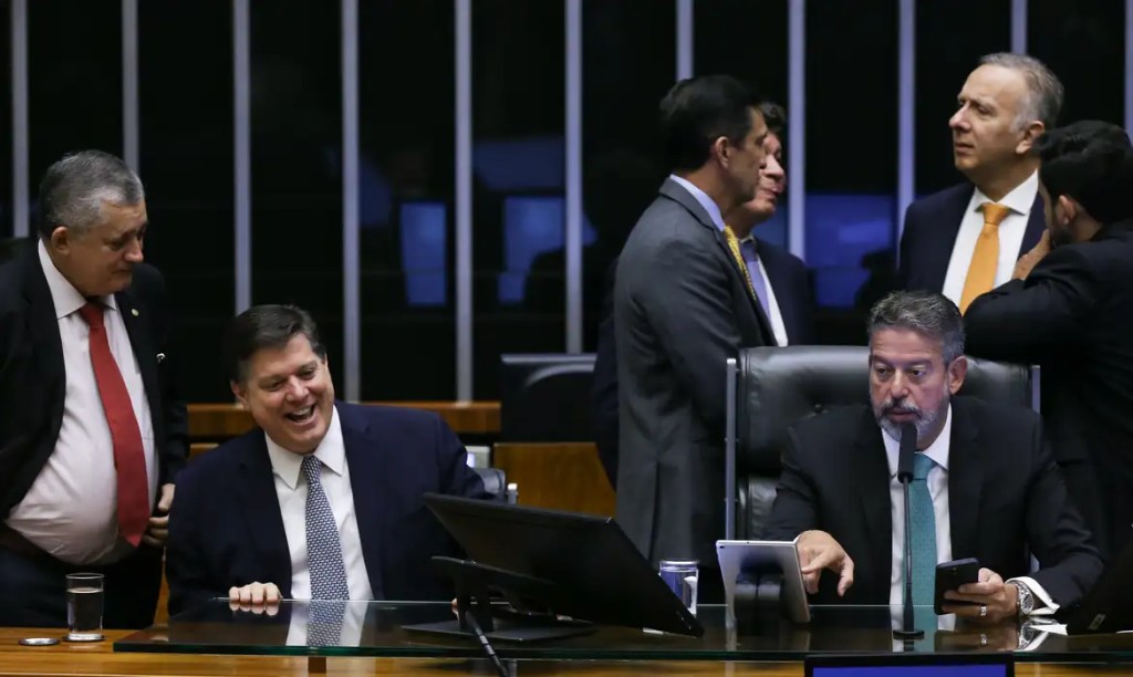 Câmara aprova texto-base da reforma tributária em primeiro&nbsp;turno