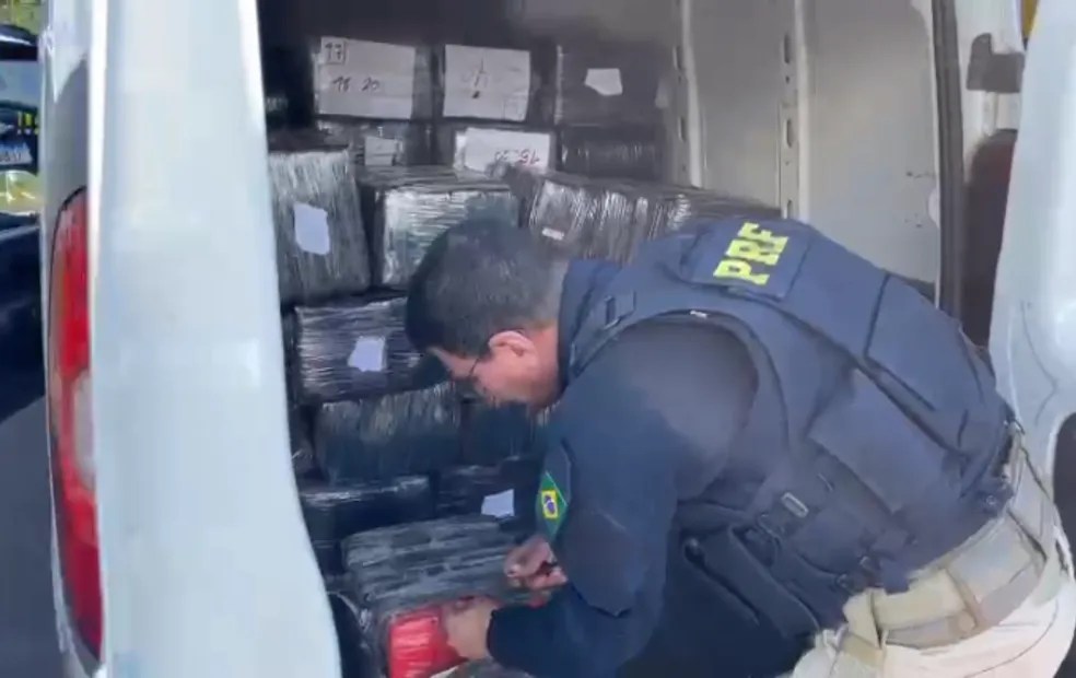 Homem é preso transportando mais de 730 quilos de maconha na Rodovia&nbsp;Transbrasiliana