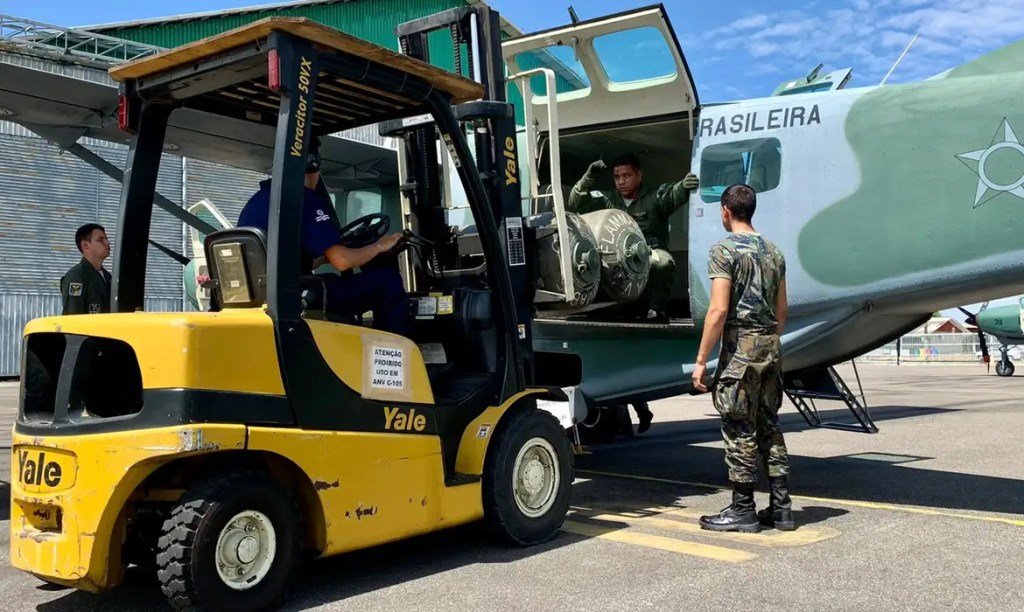 Direitos Humanos: FAB inicia entrega de cestas básicas ao povo&nbsp;yanomami