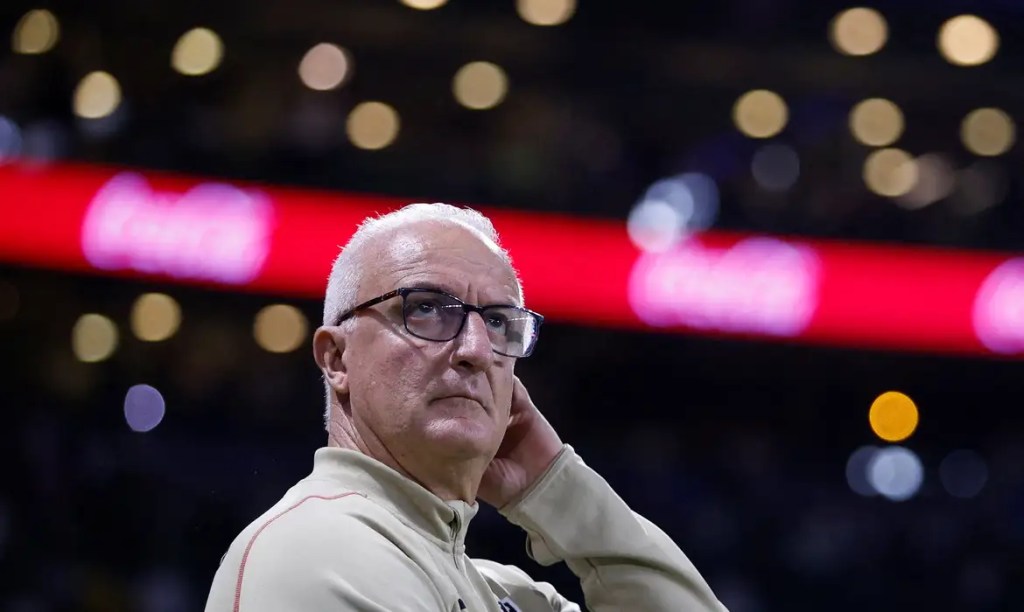 Técnico Dorival Jr deixa o São Paulo para assumir seleção&nbsp;brasileira