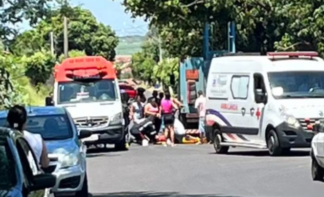 Grave Acidente: Motociclista Colide com Caminhão Estacionado em Cidade da&nbsp;Região