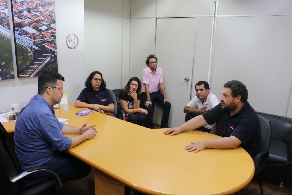 Prefeitura envia projetos de Lei à Câmara propondo reajuste em 4,5% no salário dos servidores em&nbsp;Marília