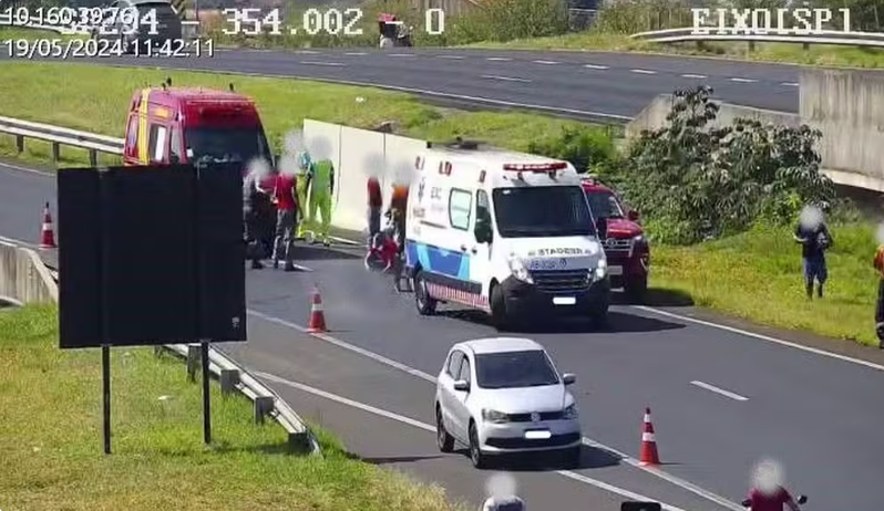 Tragédia na SP-294: Motociclista morre após bater em defensa&nbsp;metálica