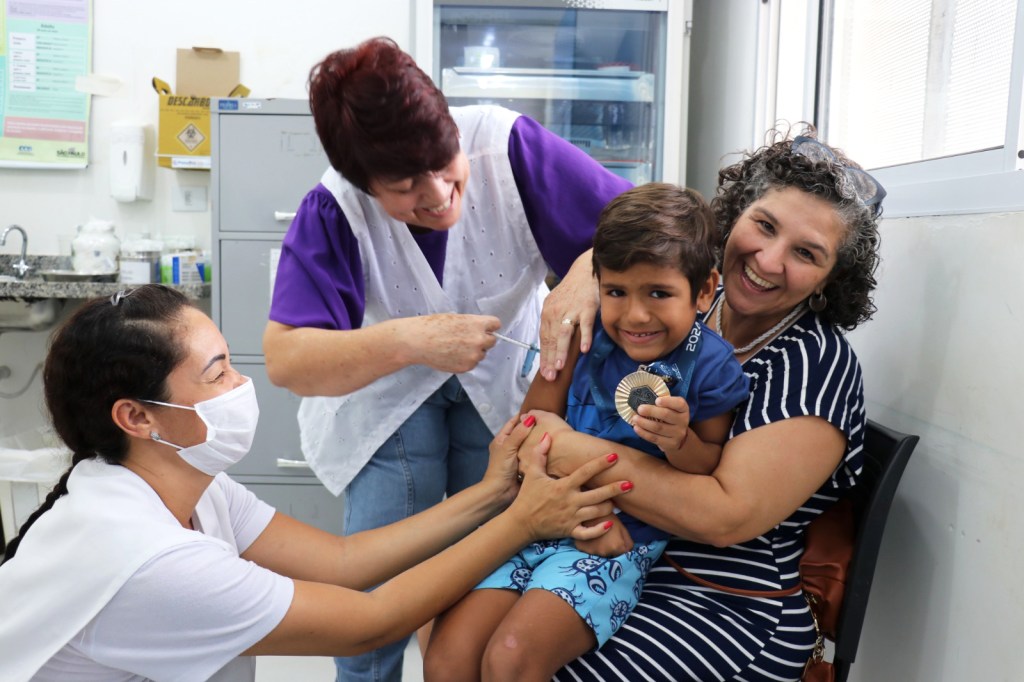 Secretaria da Saúde de Marília amplia campanha contra a influenza para toda&nbsp;população