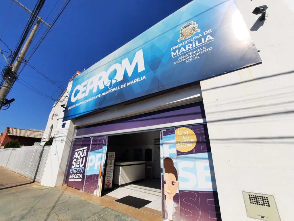 Ceprom oferece cursos profissionalizantes gratuitos e cria pontes entre candidatos e empresas em&nbsp;Marília