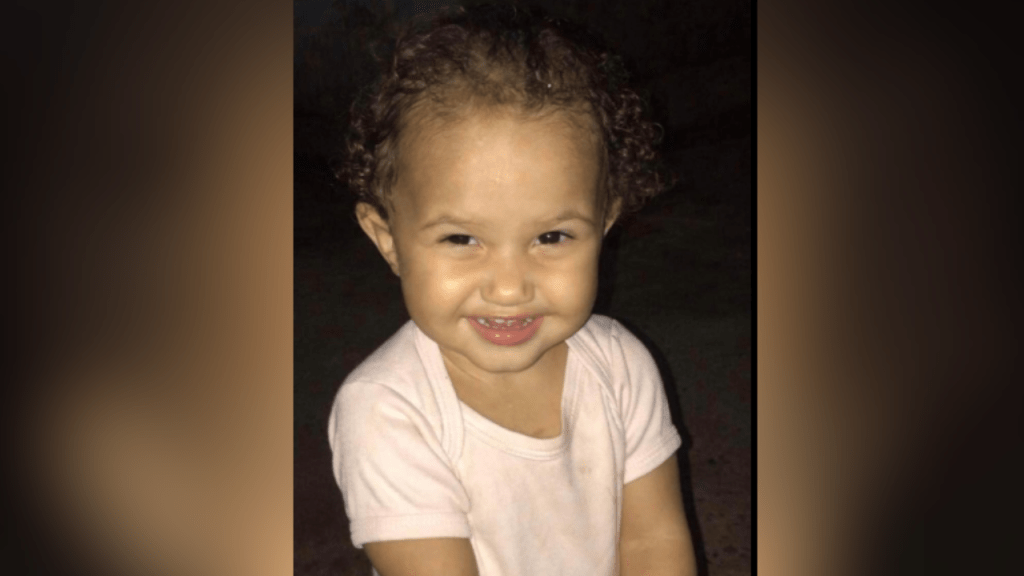 Tragédia: Criança de 1 ano e 7 meses que se afogou em um balde, foi sepultada ontem na&nbsp;Região