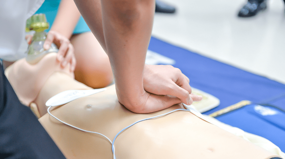 Unimar e HBU Promovem Evento de Conscientização sobre Saúde e Emergências no Esmeralda&nbsp;Shopping