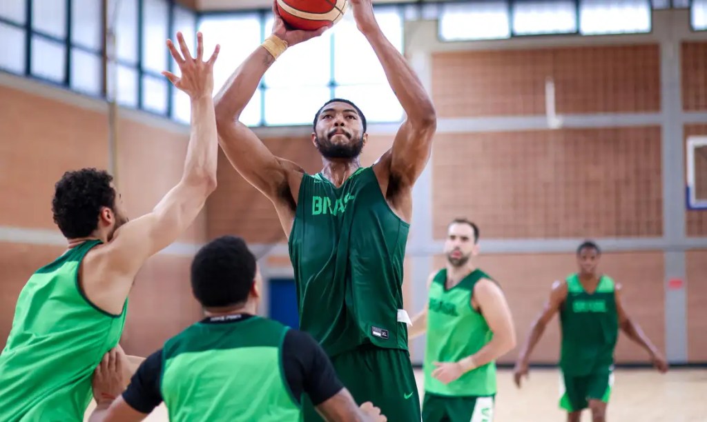 Basquete masculino na Olimpíada tem Brasil de volta e show de&nbsp;craques