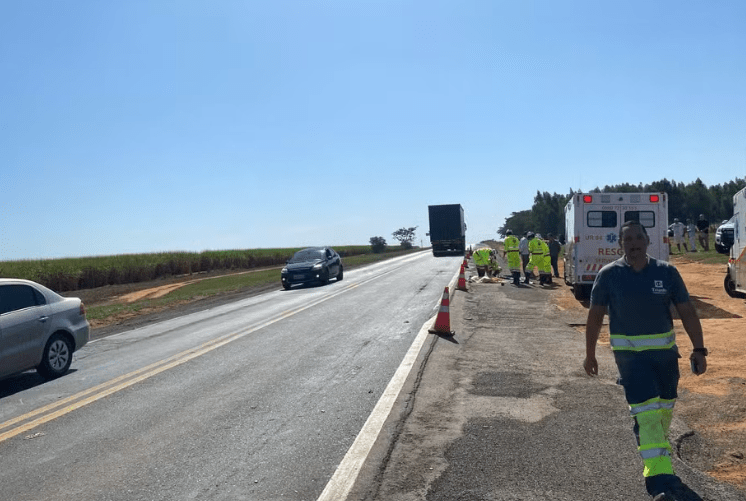 Idoso de 83 Anos Morre após ser Atropelado por Caminhão na&nbsp;BR-153