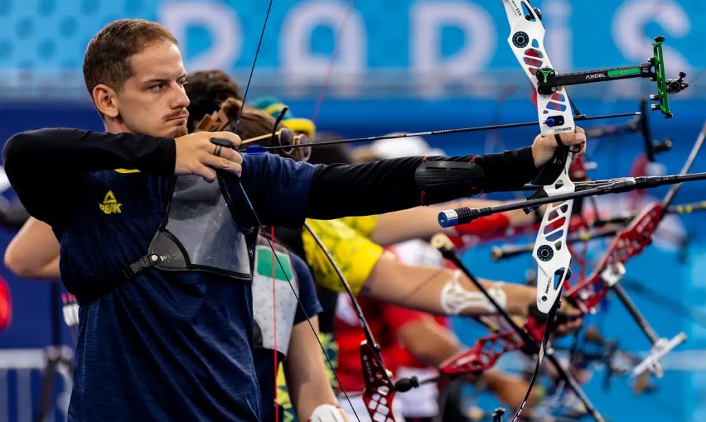 Tiro com arco: Brasil fatura vaga de duplas mistas na estreia em&nbsp;Paris