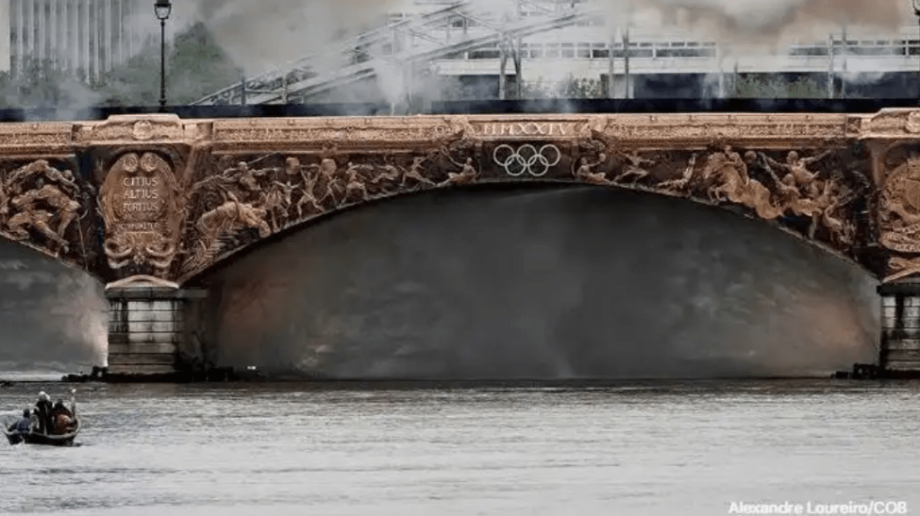 Triatlo masculino é adiado no Rio Sena devido à&nbsp;poluição