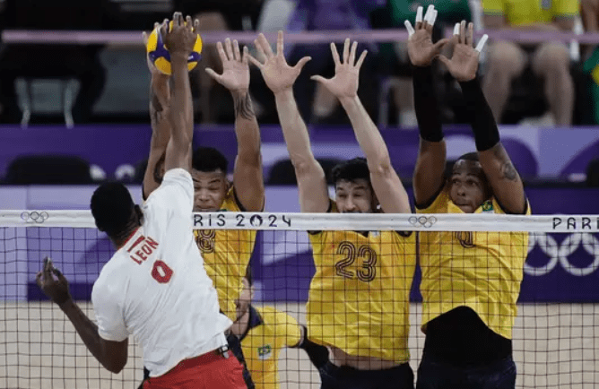 Brasil perde para a Polônia e precisa vencer Egito para evitar eliminação no vôlei em&nbsp;Paris