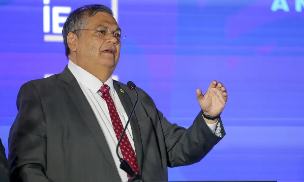 Dino vota no STF por suspensão da rede X e alega soberania&nbsp;nacional