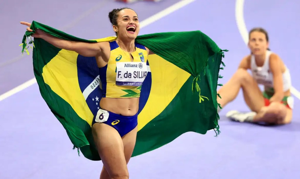 Ouro de Fernanda Yara encabeça dia de conquistas do&nbsp;atletismo