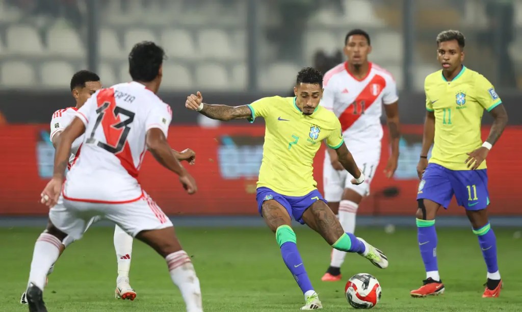 Brasil enfrenta seleção peruana em Brasília pelas&nbsp;Eliminatórias