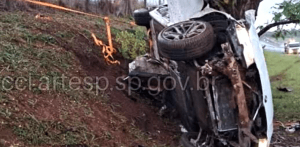 Tragédia: Médico de 27 anos morre e namorada sobrevive em acidente na&nbsp;Região