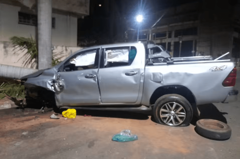 Homem é preso por embriaguez ao volante após atropelar pedestres e causar danos ao patrimônio público na&nbsp;Região