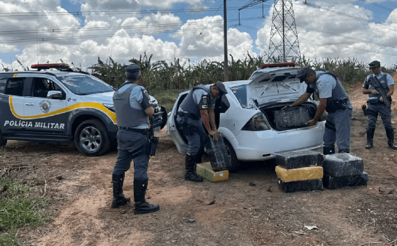 Jovem de 21 anos é Preso na SP-333 Transportando 350 Quilos de&nbsp;Maconha