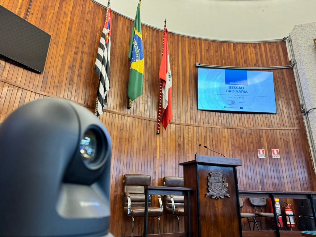 Projeto de Lei que altera horário do comércio em dezembro recebe pedido de vistas durante&nbsp;sessão