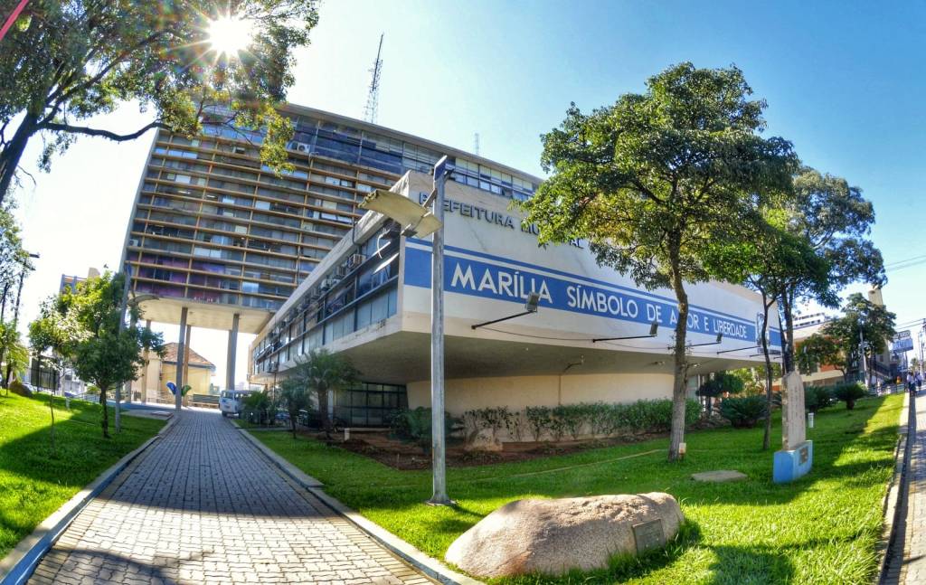 Sem atraso no pagamento, Prefeitura de Marília obtém na Justiça liminar que obriga empresa a normalizar coleta do&nbsp;lixo