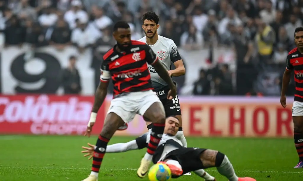 Copa do Brasil: Flamengo segura empate com Corinthians e chega à&nbsp;final