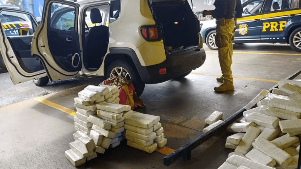 Dois Jovens Presos por Tráfico de Drogas em Chavantes com 283 Quilos de&nbsp;Maconha