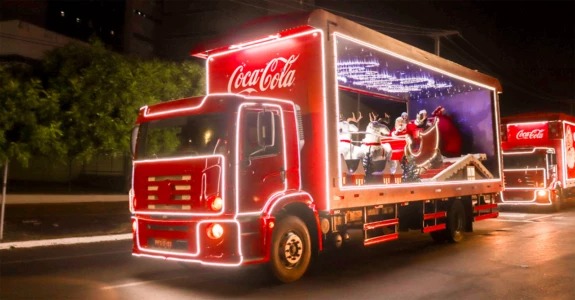 Caravana Coca-Cola de Natal chega em Marília dia 11 e contará com apoio logístico no trânsito da&nbsp;Emdurb