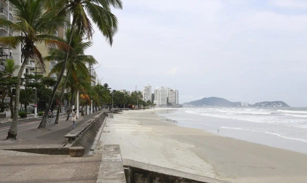 São Paulo começa o verão com 18 praias impróprias para&nbsp;banho