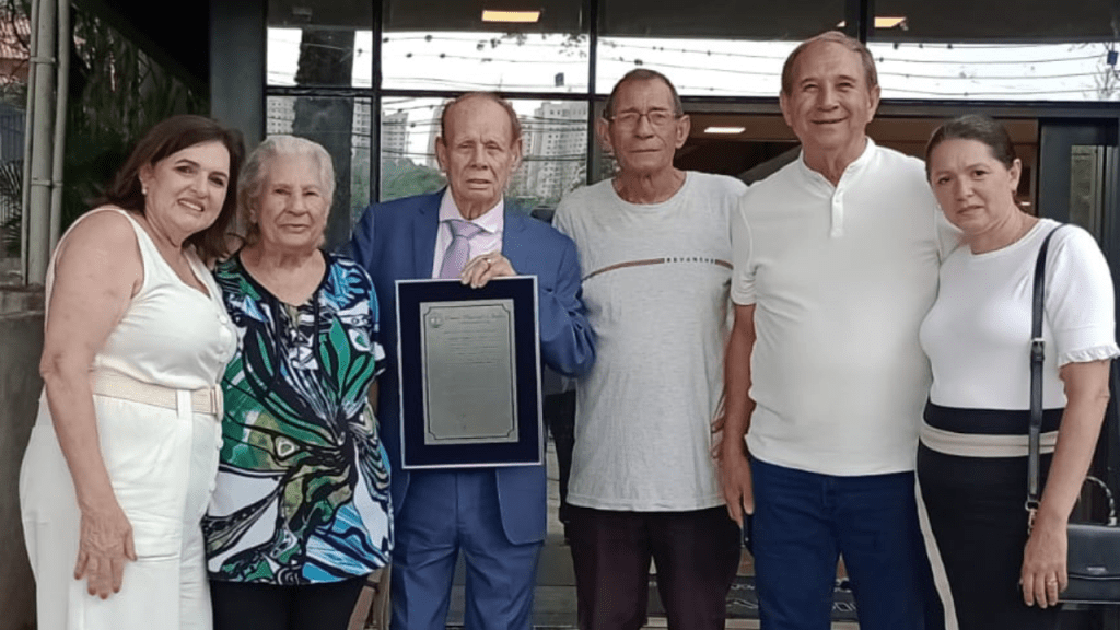 Mariliense formado na Primeira Turma de Odontologia da Unimar, recebe Honraria Máxima em cidade da Grande São Paulo aos 84&nbsp;anos