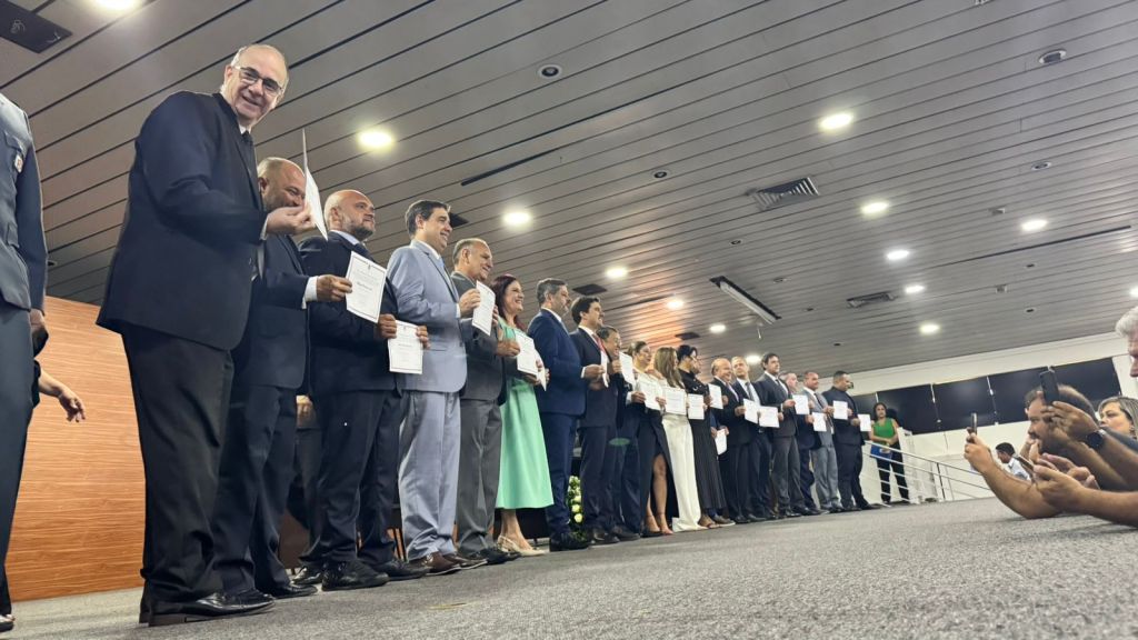 Vereadores, prefeito e vice são diplomados pela 70ª zona eleitoral em&nbsp;Marília