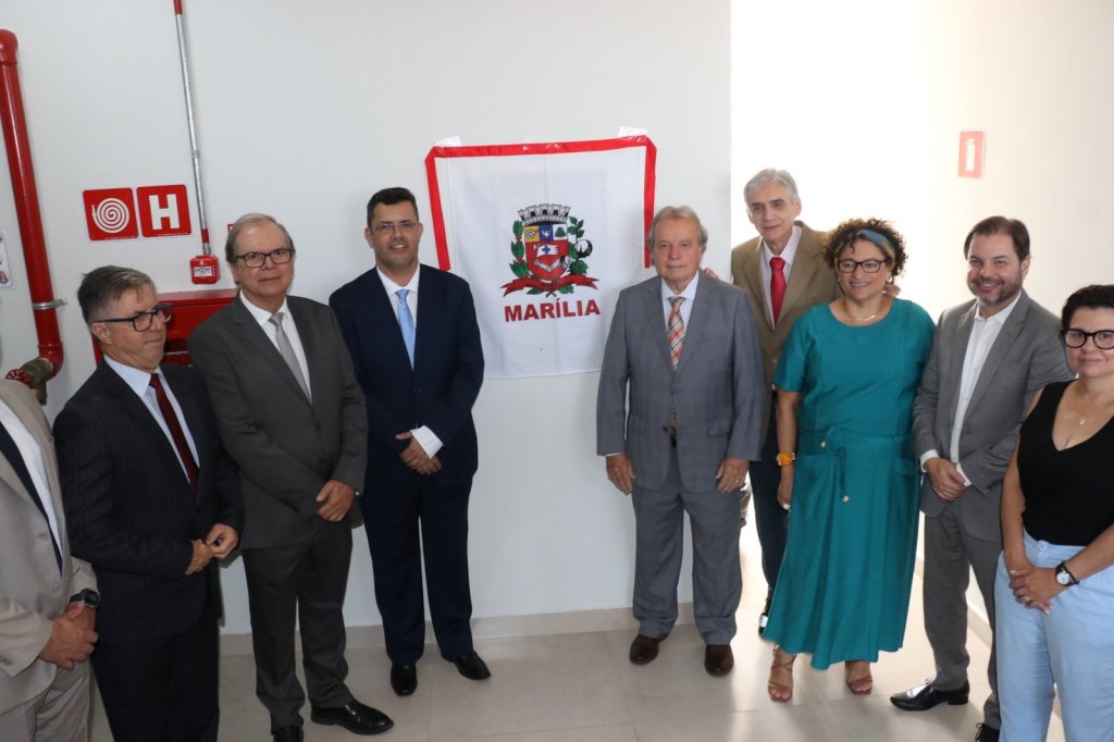 Prefeitura de Marília inaugura reforma e modernização do 4º andar do Paço Municipal, sede da Procuradoria-Geral, e entrega galeria dos procuradores-gerais