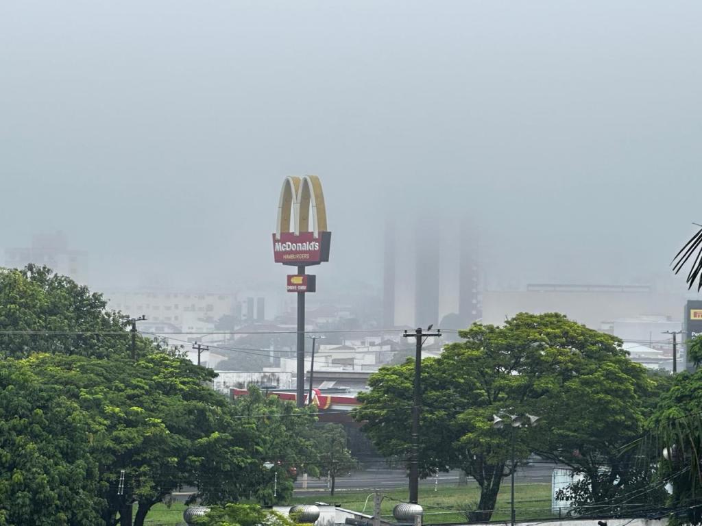 Chuvas fortes devem seguir até o final de semana no país, em Marília dia amanhece&nbsp;nublado
