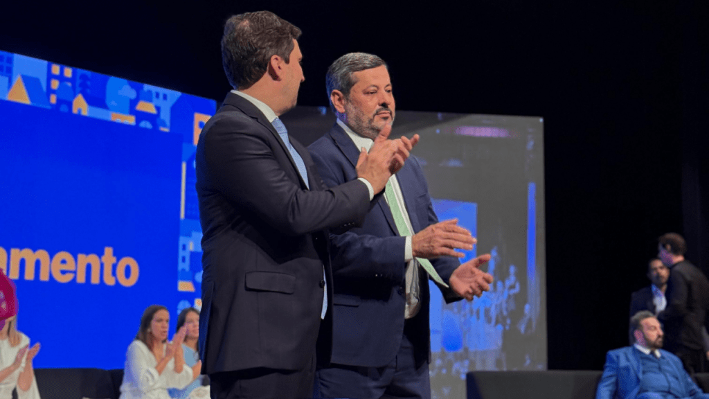 Após assumir a Prefeitura, Vinicius Camarinha alerta para falta de recursos para pagar servidores&nbsp;municipais