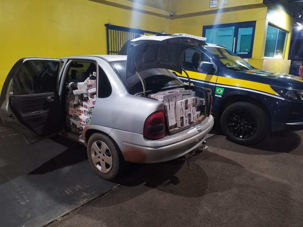 Polícia Rodoviária Federal apreende 10.000 maços de cigarro e prende homem na&nbsp;BR-153